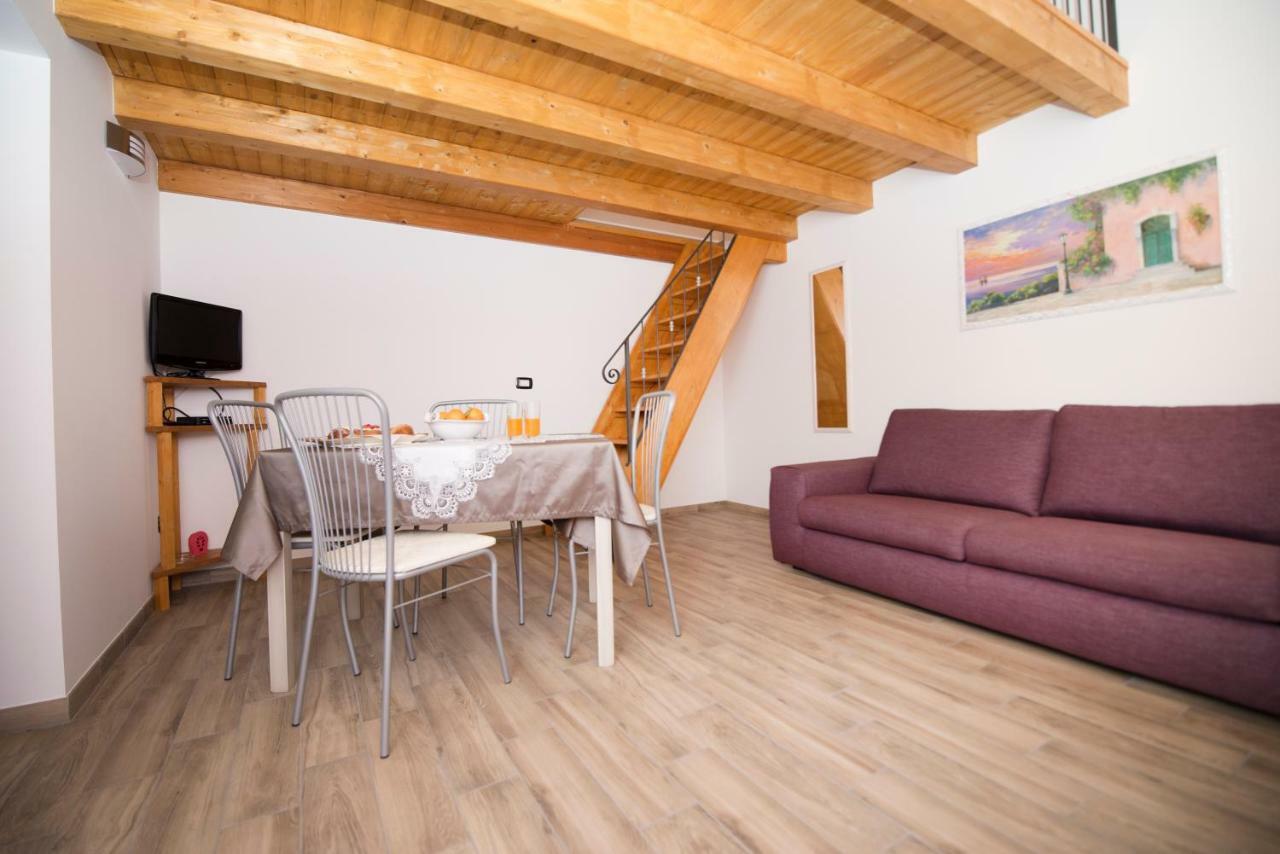 Casa Daniela Apartment โนโต ภายนอก รูปภาพ