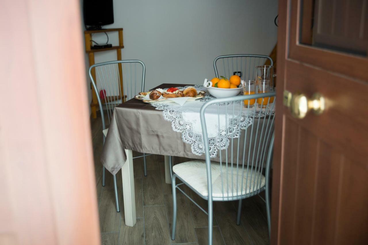 Casa Daniela Apartment โนโต ภายนอก รูปภาพ